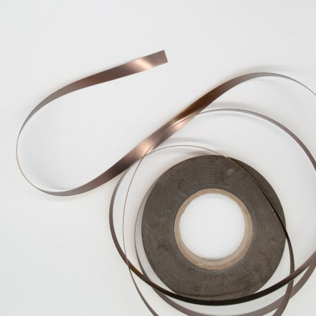 Strisce adesive per finiture decorative