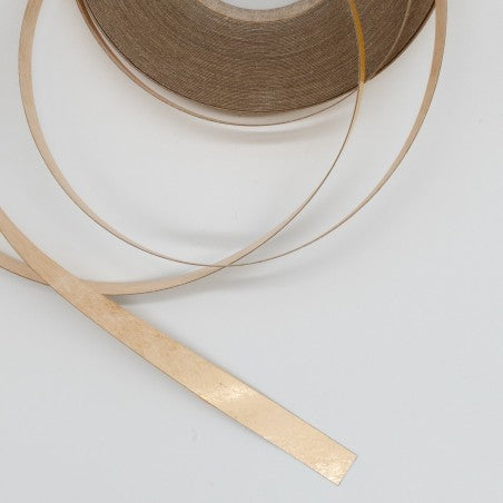 Strisce adesive per finiture decorative