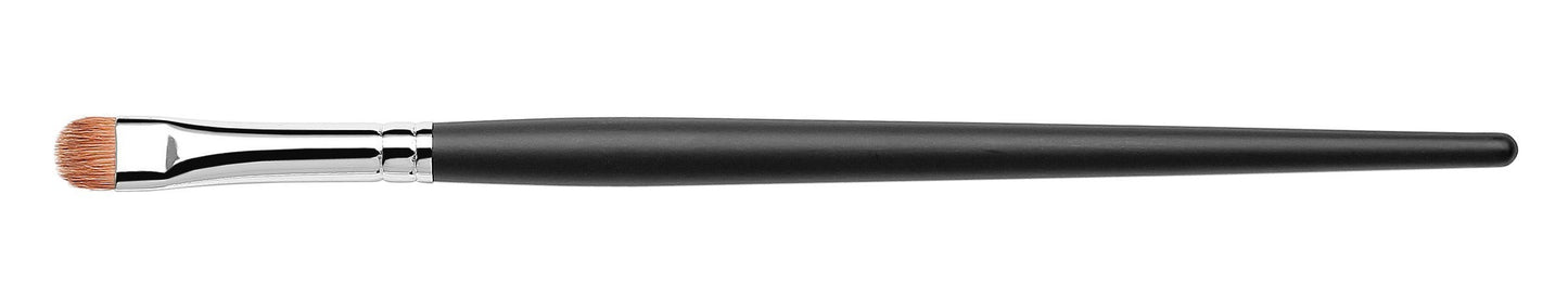 KURZER MAKE-UP-PINSEL „KATZENZUNGE“